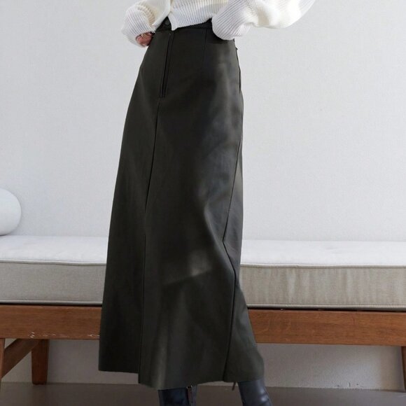 High Waist Split Hem PU Skirt - Picture 4 of 5